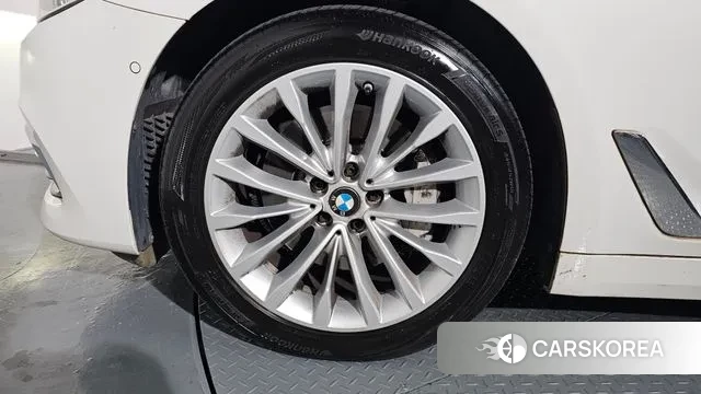 BMW 5 Series (G30) id 3499582 из Кореи 15