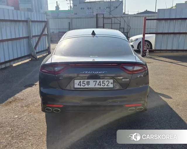 Kia Stinger id 3578602 из Кореи 15