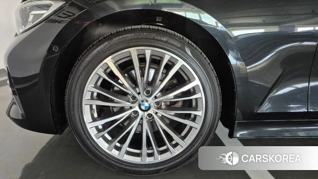 BMW 3 Series (G20) 2022 Черный из Кореи, фото 5