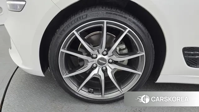 Genesis The New G70 id 3621121 из Кореи 15