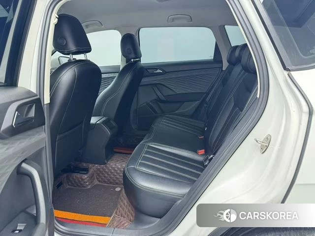 Volkswagen Tuyue 2023 Белый из Китая, фото 5
