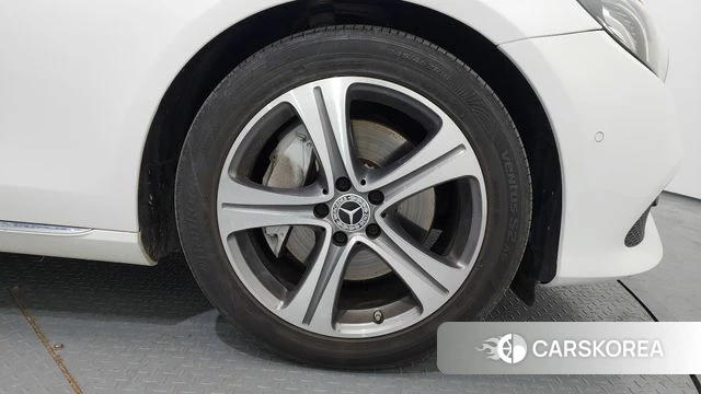 Mercedes-Benz E-Class W213 id 3795876 из Кореи 15