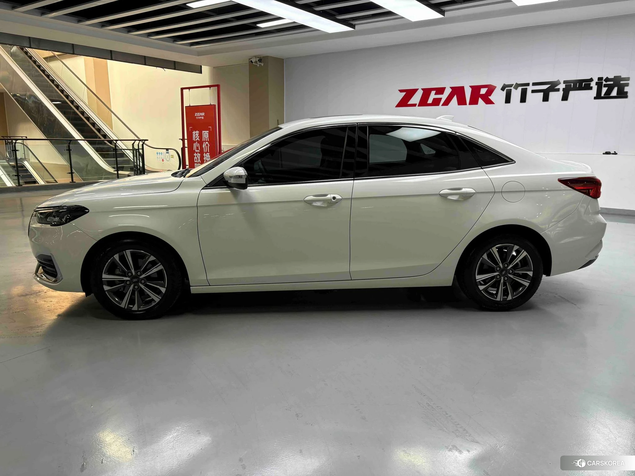 Ford Forrest id 4513942 из Китая 36
