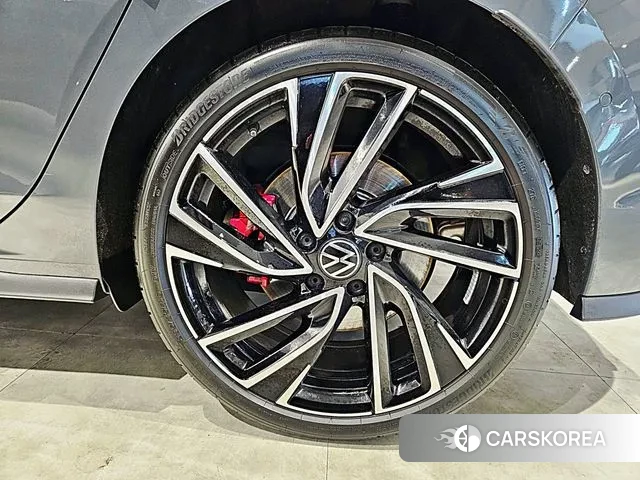 Volkswagen Golf 8th Generation id 3502460 из Кореи 14