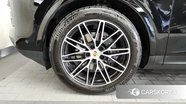 Porsche Cayenne (PO536) id 2963652 из Кореи 15