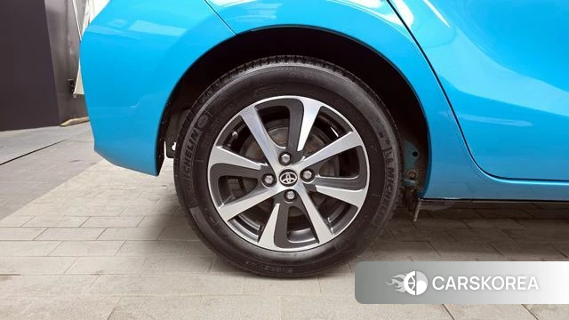 Toyota Prius C id 4233148 из Кореи 25