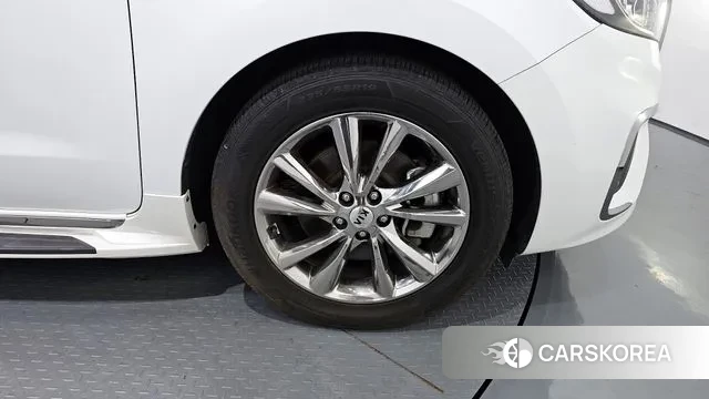 Kia The New Carnival id 3060918 из Кореи 15