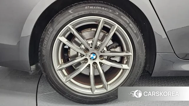 BMW 5 Series (G30) id 3499467 из Кореи 15