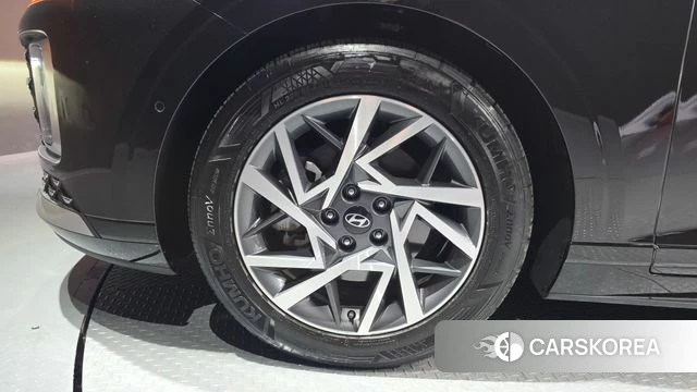 Hyundai Grandeur (GN7) id 4249187 из Кореи 33