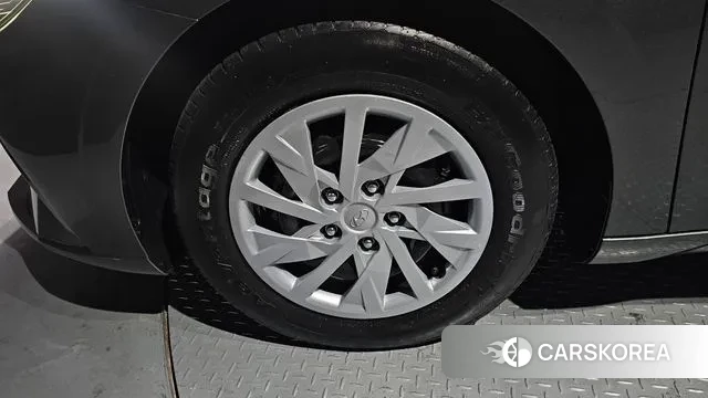 Hyundai Avante (CN7) id 3717651 из Кореи 15