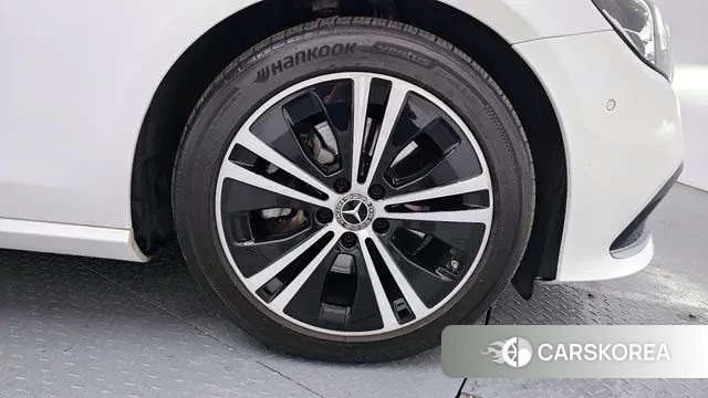 Mercedes-Benz E-Class W213 id 3649705 из Кореи 15