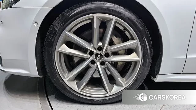 Audi A7 (4K) id 3355111 из Кореи 14