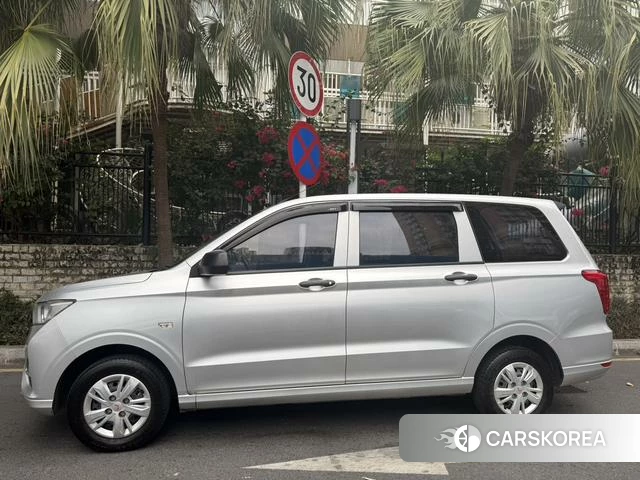 Wuling Automobile Wuling Hongguang id 4205627 из Китая 10