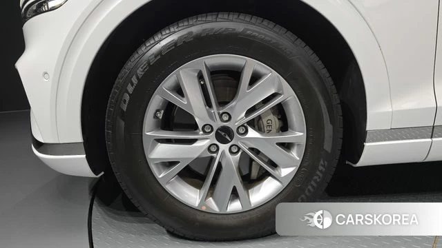 Genesis GV70 id 4607478 из Кореи 28