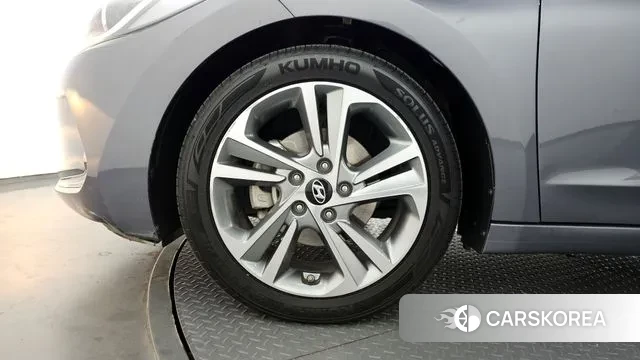 Hyundai Avante AD id 3617268 из Кореи 15