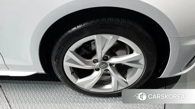 Audi A4 (B9) id 3268648 из Кореи 15