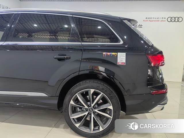 Audi Q7 id 4265881 из Китая 13