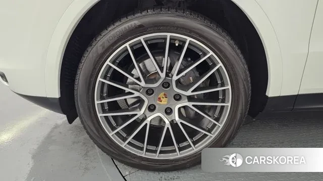 Porsche Cayenne (PO536) id 3033669 из Кореи 15