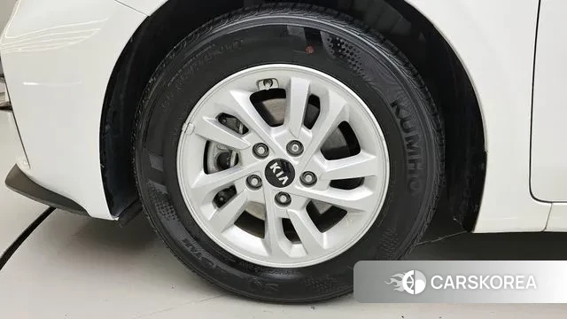 Kia Come New K3 id 3766165 из Кореи 15