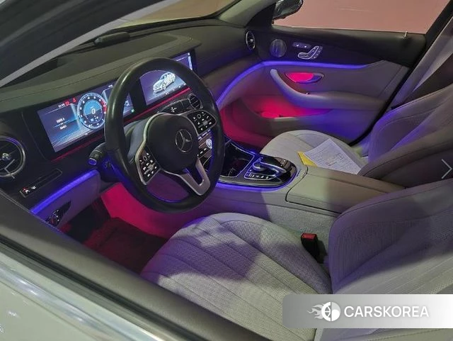Mercedes-Benz E-Class W213 2018 Белый из Кореи, фото 5