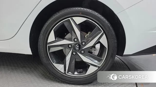 Hyundai Avante (CN7) id 3753053 из Кореи 15