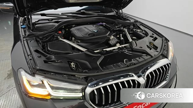 BMW 5 Series (G30) id 4383694 из Кореи 26