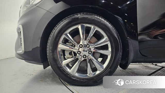 Kia The New Carnival id 4693885 из Кореи 29