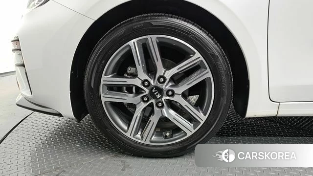 Kia Come New K3 id 4344900 из Кореи 34