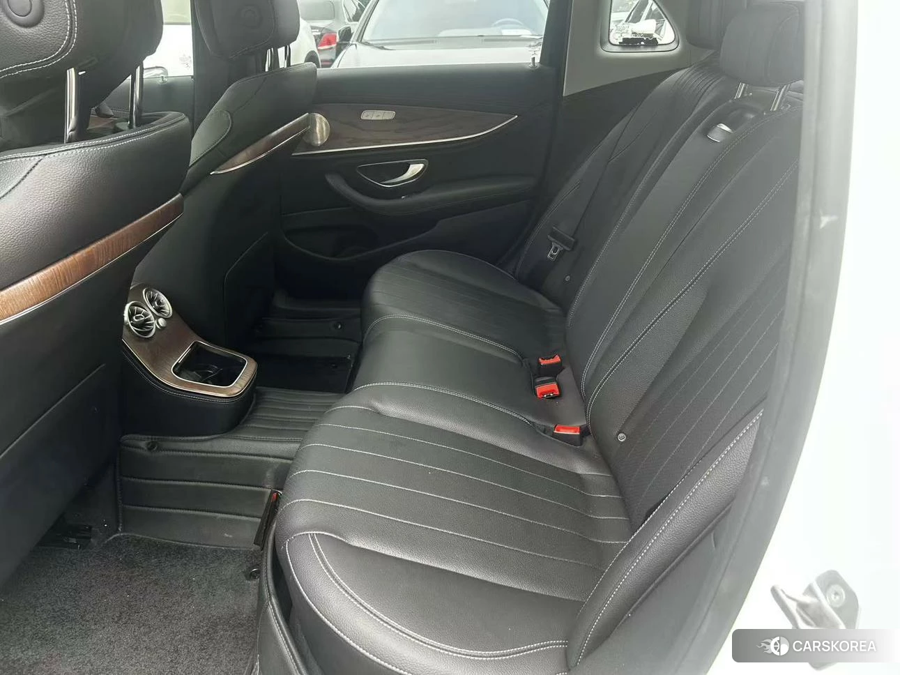 Mercedes-Benz E-class PHEV id 4467854 из Китая 13