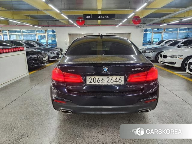 BMW 5 Series (G30) id 3823949 из Кореи 8