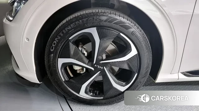 Kia EV6 id 3053680 из Кореи 15