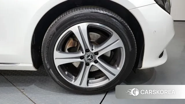 Mercedes-Benz E-Class W213 id 3494549 из Кореи 15