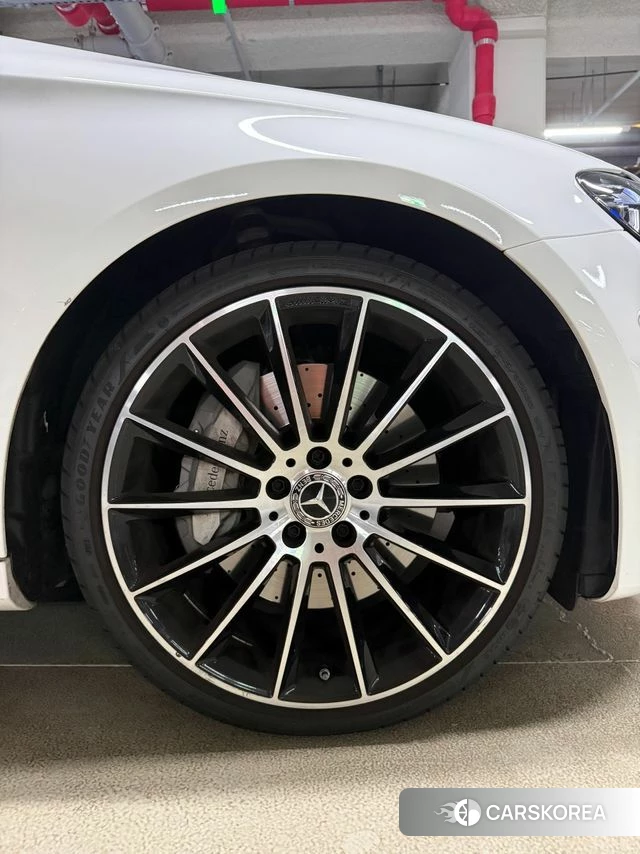 Mercedes-Benz E-Class W213 2023 Белый из Кореи, фото 5