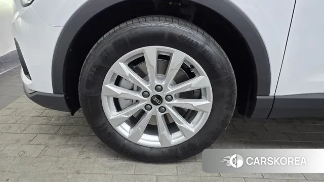 Audi Q3 (F3) id 3614339 из Кореи 15