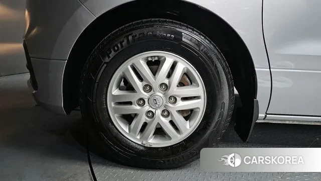 Hyundai The New Grand Starex id 3552735 из Кореи 15