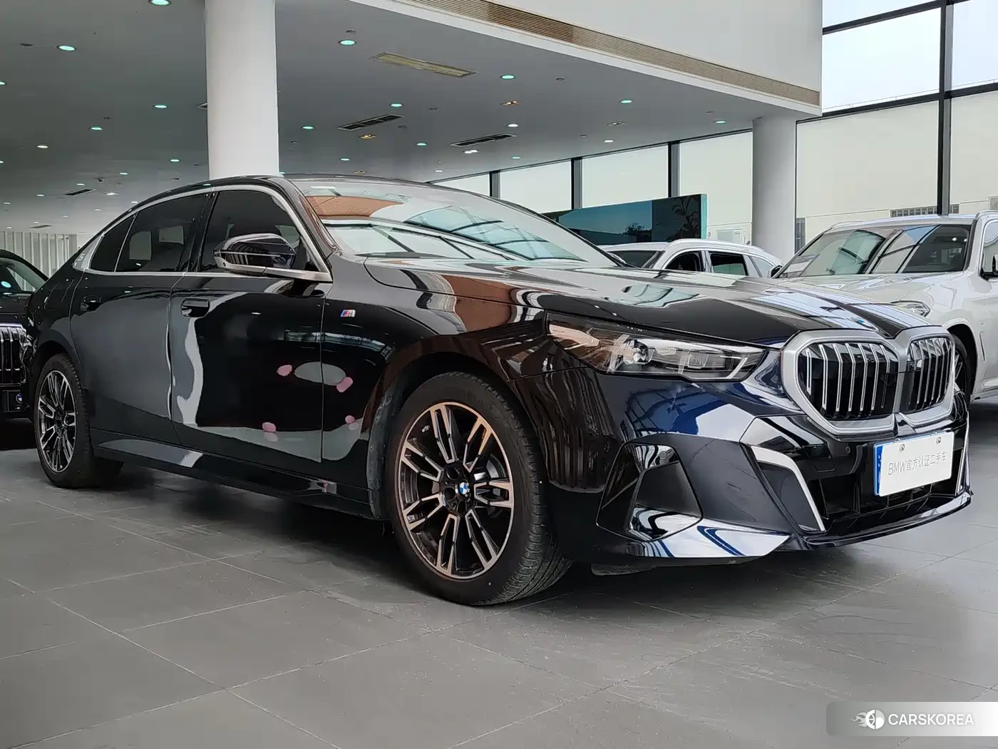 BMW 5 series id 4685938 из Китая 12