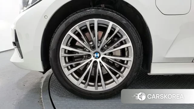 BMW 3 Series (G20) id 2885481 из Кореи 15