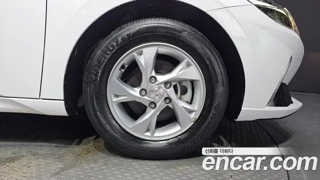 Hyundai Avante (CN7) id 2936644 из Кореи 15