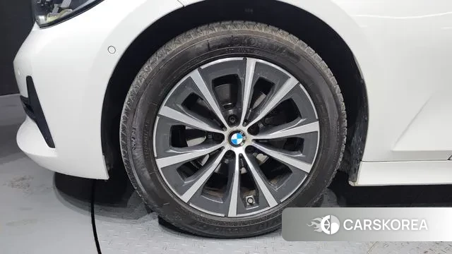 BMW 3 Series (G20) id 3692316 из Кореи 15