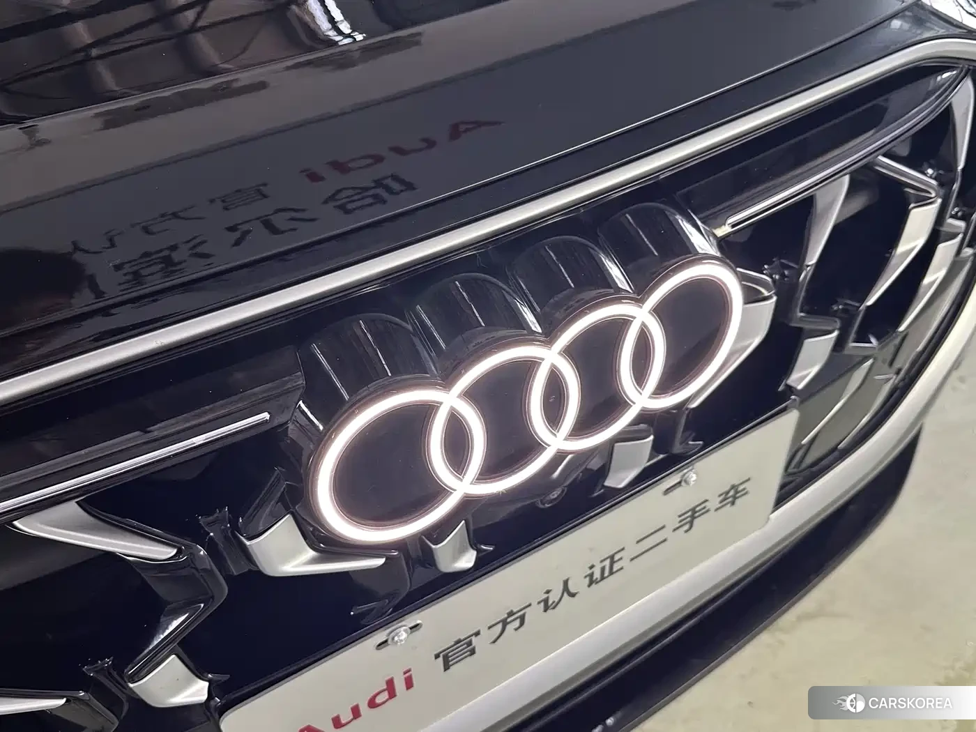 Audi Q5L id 4538837 из Китая 15