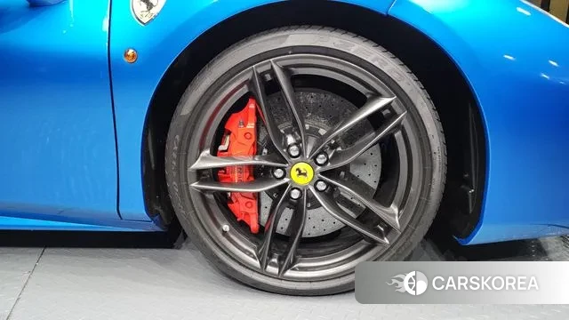 Ferrari 488 Spider id 3536326 из Кореи 15