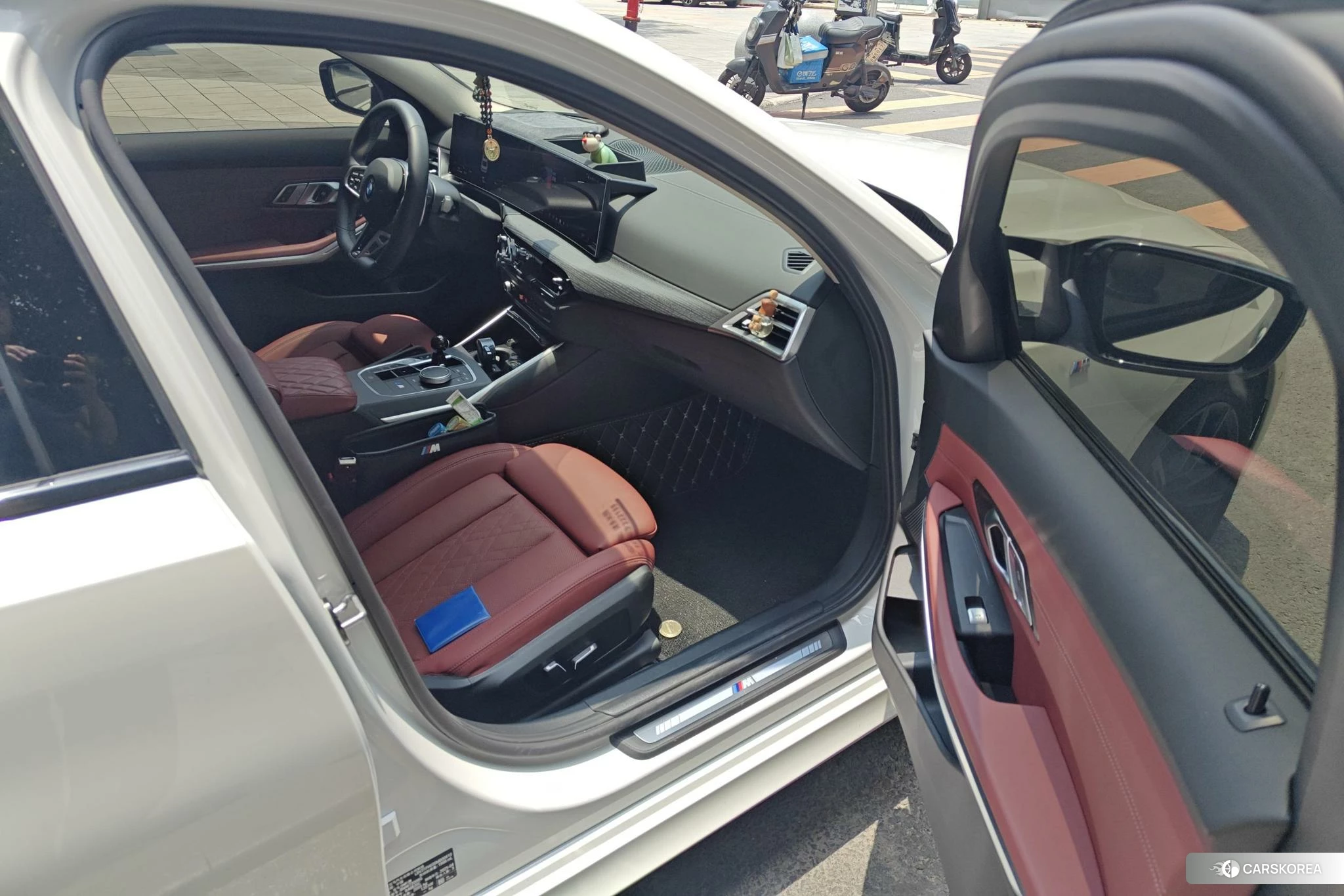 BMW 3 series id 4419384 из Китая 12
