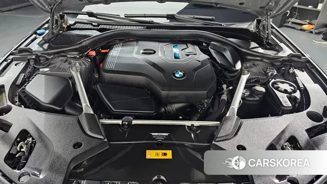 BMW 5 Series (G30) id 3639900 из Кореи 15