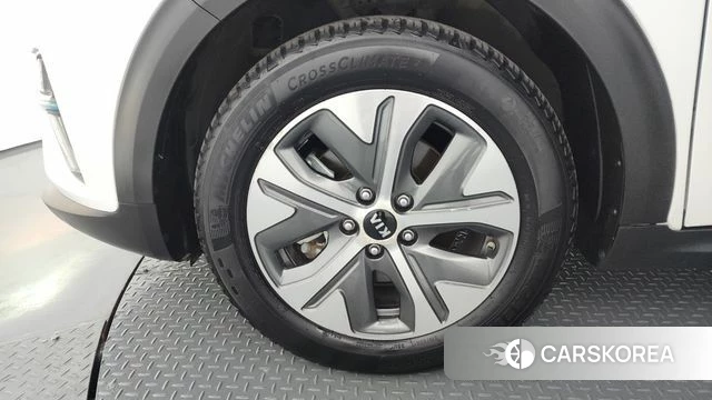 Kia Niro EV id 4430437 из Кореи 27