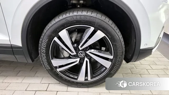 Volkswagen Touareg 3rd generation id 3701296 из Кореи 15