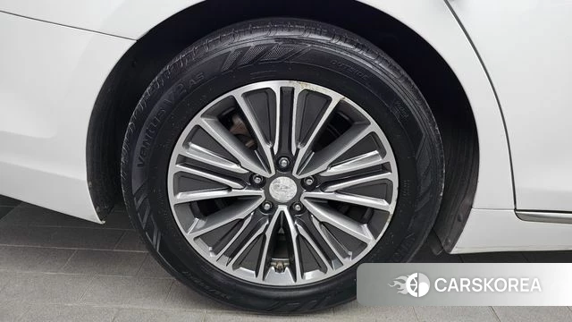 Hyundai Grandeur IG Hybrid id 4530932 из Кореи 15
