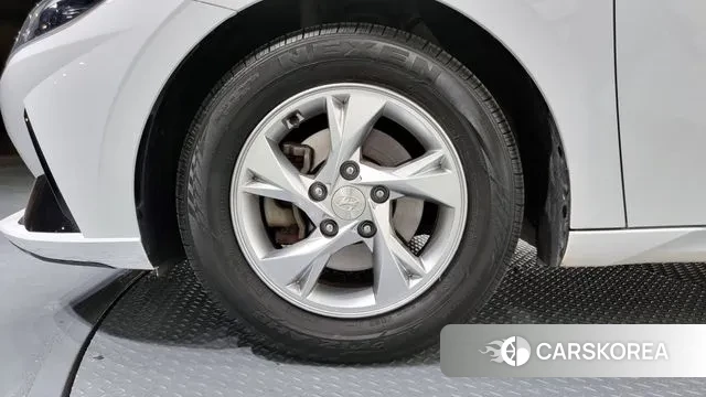 Hyundai Avante (CN7) id 3448943 из Кореи 15