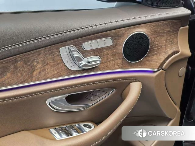 Mercedes-Benz E-class id 4254705 из Китая 10