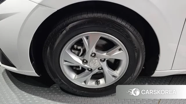 Hyundai Avante (CN7) id 3101048 из Кореи 15