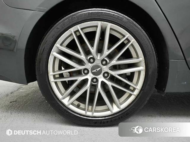 Genesis G70 id 3924792 из Кореи 15